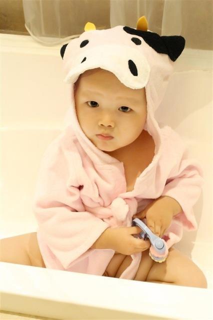 Cartoon Cute Animal Hooded Baby Bathrobe - Soft Cotton Towels for Babies